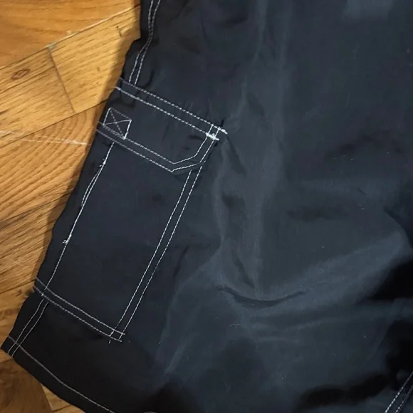 Coastal Revolution swim Men's Black Cargo Shorts - Picture 3 of 4